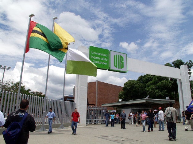 La directiva analiza la implementación del pico y carné para evitar las aglomeraciones.