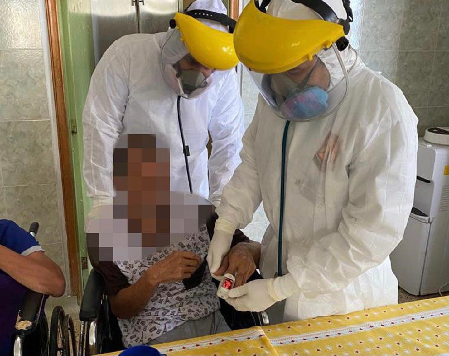 Los ancianos fueron atendidos por la Secretaría de Salud.