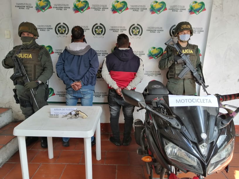 Dos hombres capturados en La playa de Belen