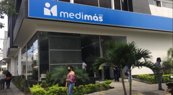 Un grupo de empleados presentó una acción de tutela que falló a su favor.