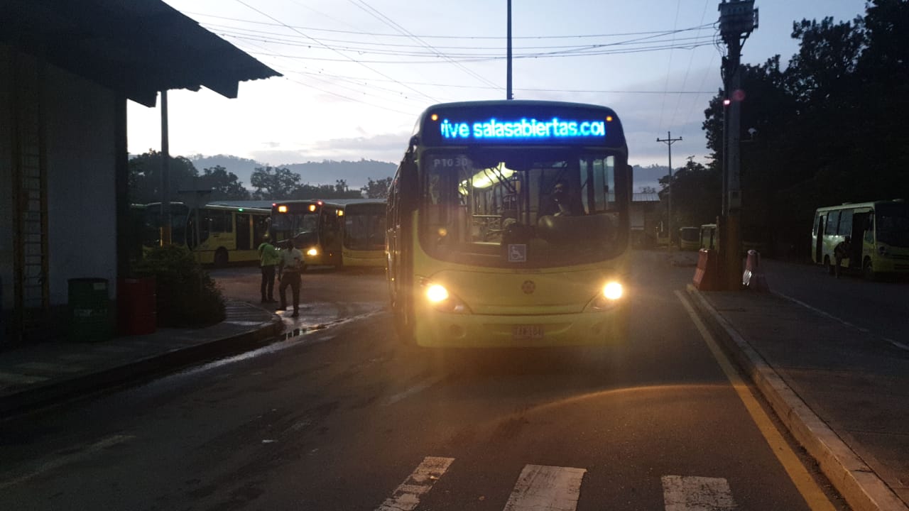 Metrolínea cambia horario de operación