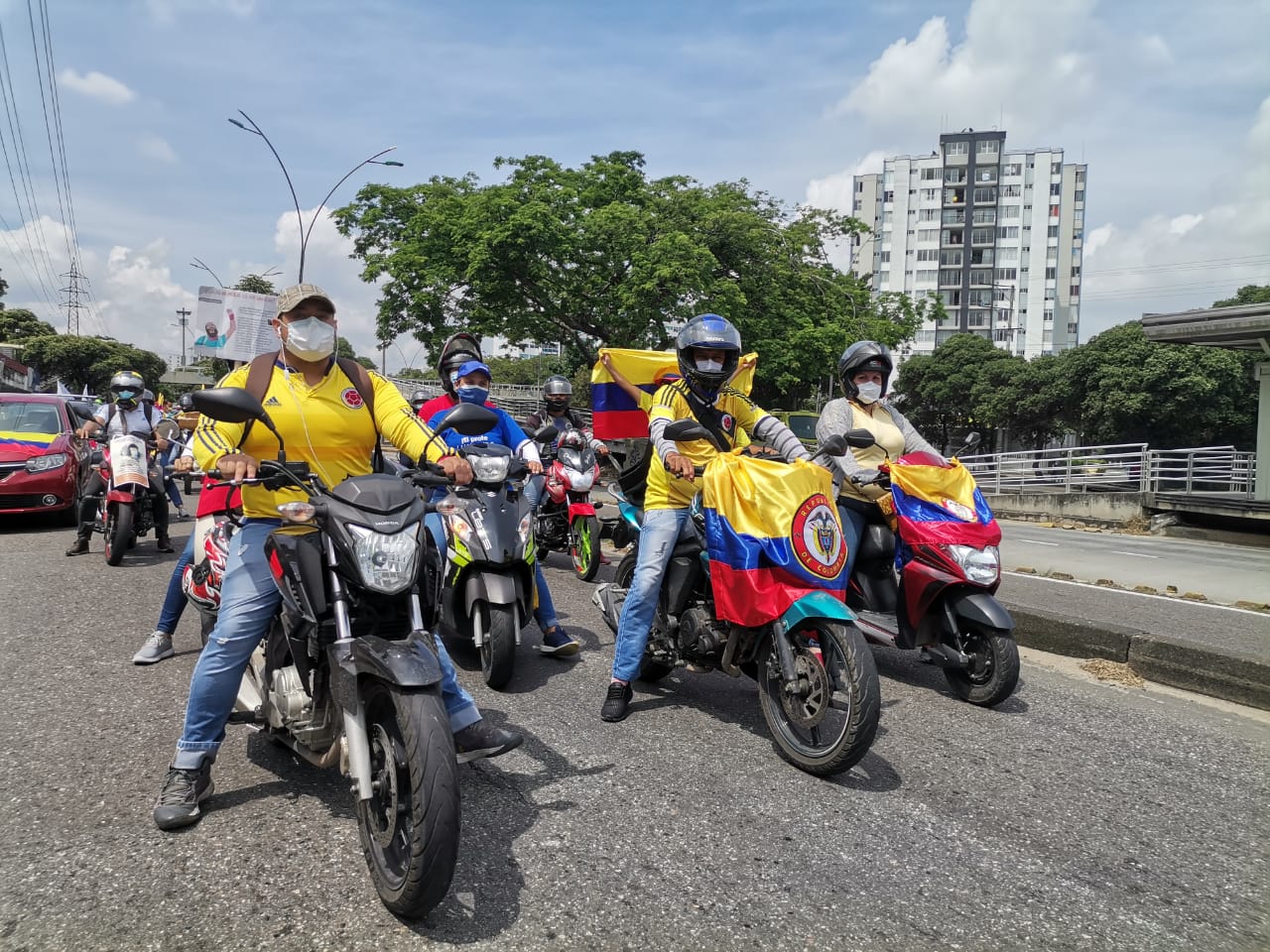 En Santander y Norte de Santander, miles de manifestantes se tomaron pacíficamente las calles