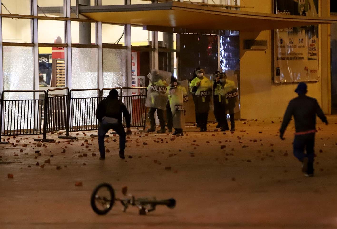 Protestas en Bogotá - Disturbios en Suba