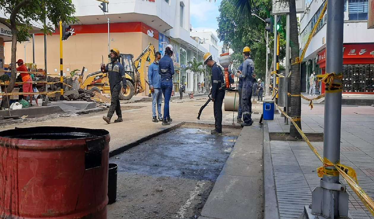 Los recursos públicos son invertidos en vías