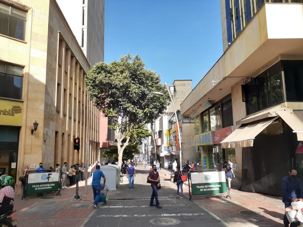 toque de queda bucaramanga