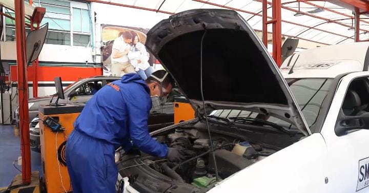 La ley establece la entrega de una póliza gratuita a los propietarios de vehículos.