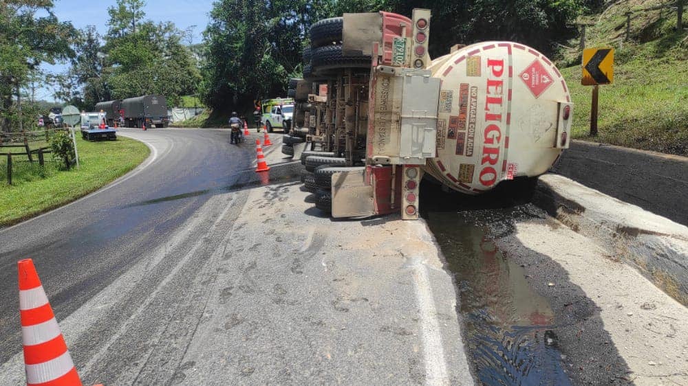 Volcamiento lateral del vehículo