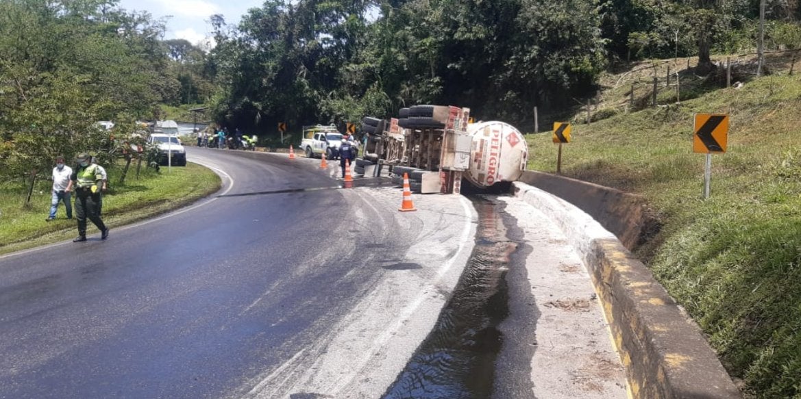 Derrame de crudo en el río Oibita