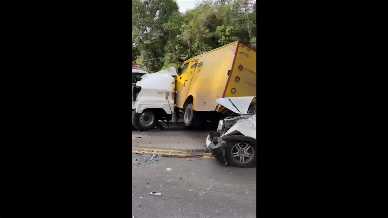 El accidente múltiple generó problemas en la movilidad