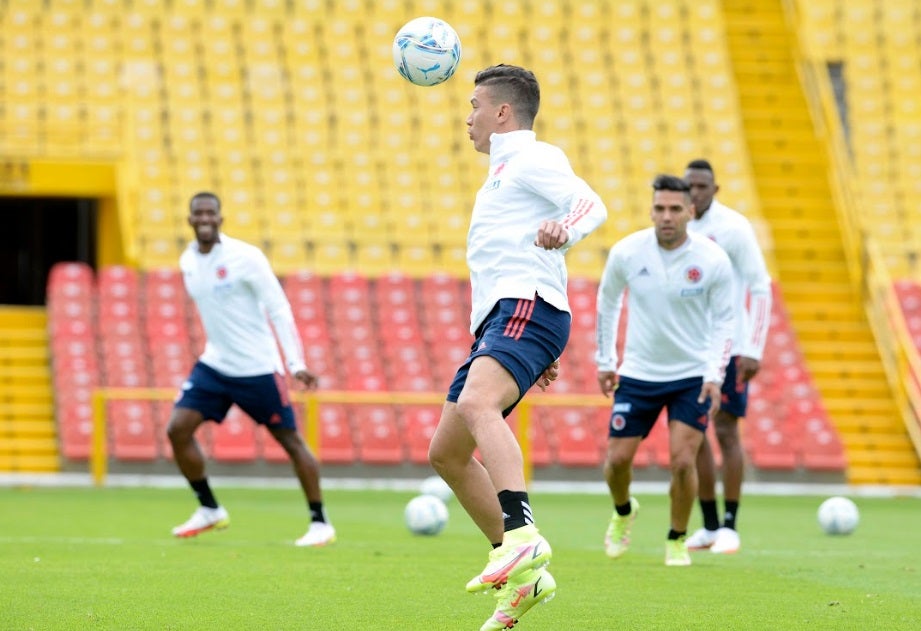 Selección Colombia entrenando en El Campín