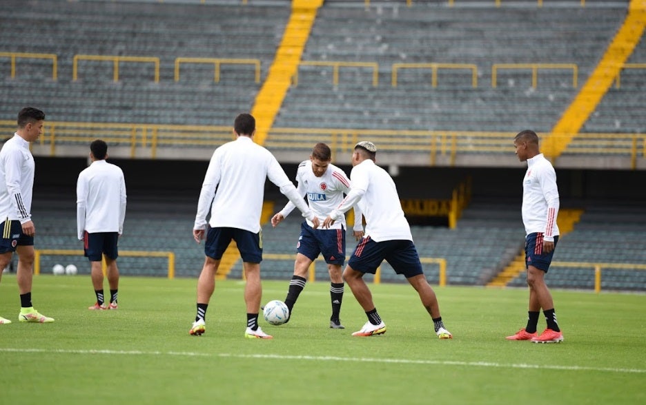 Selección Colombia entrenando en El Campín