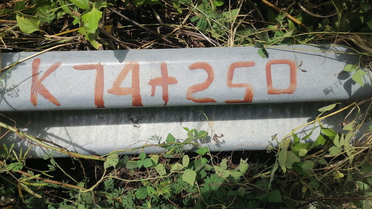 Derrumbe en la vía a San Vicente de Chucurí.