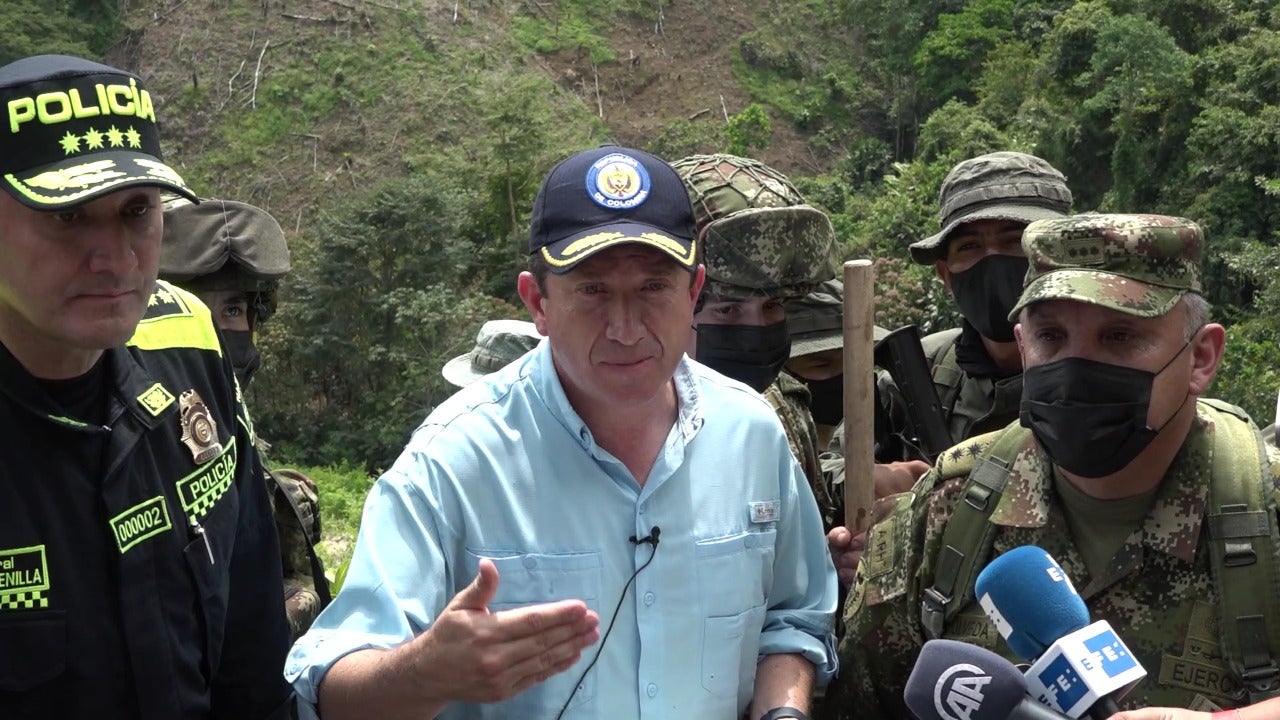 Ministro de defensa en Santander