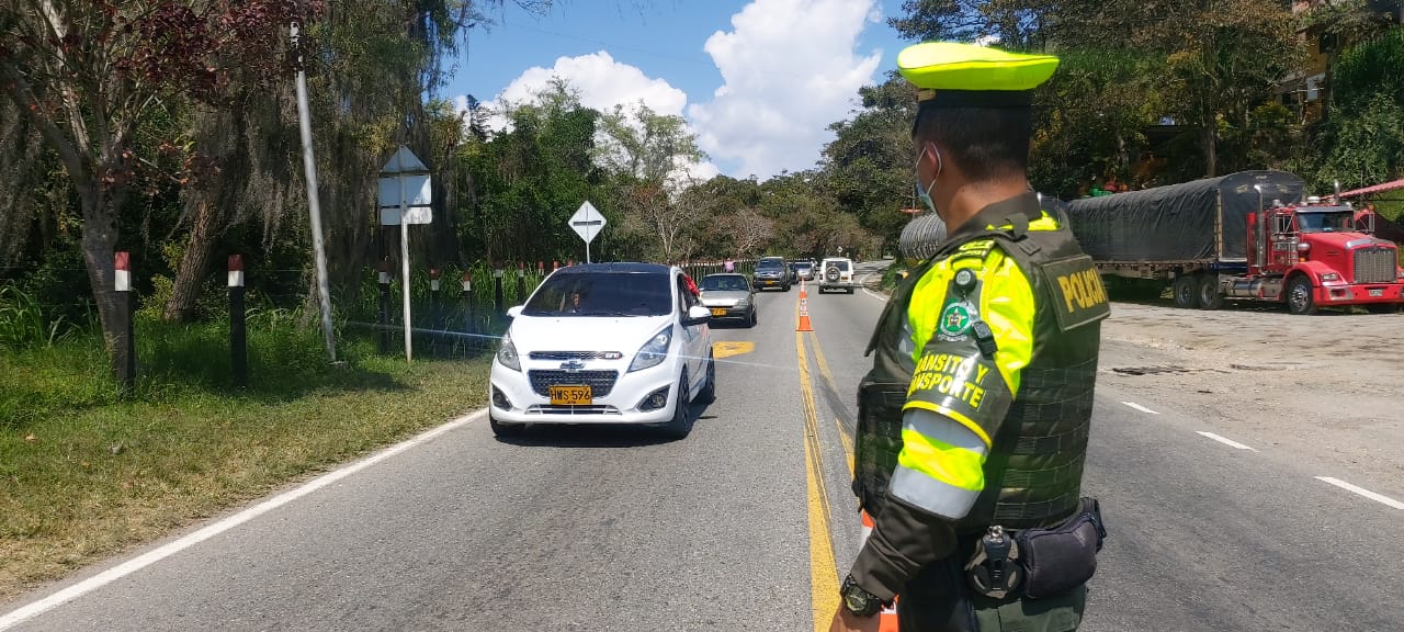 policia transito santander