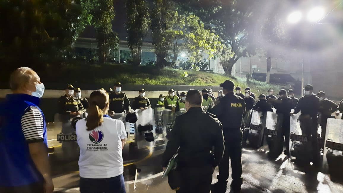 Desalojo de familias en Floridablanca, Santander