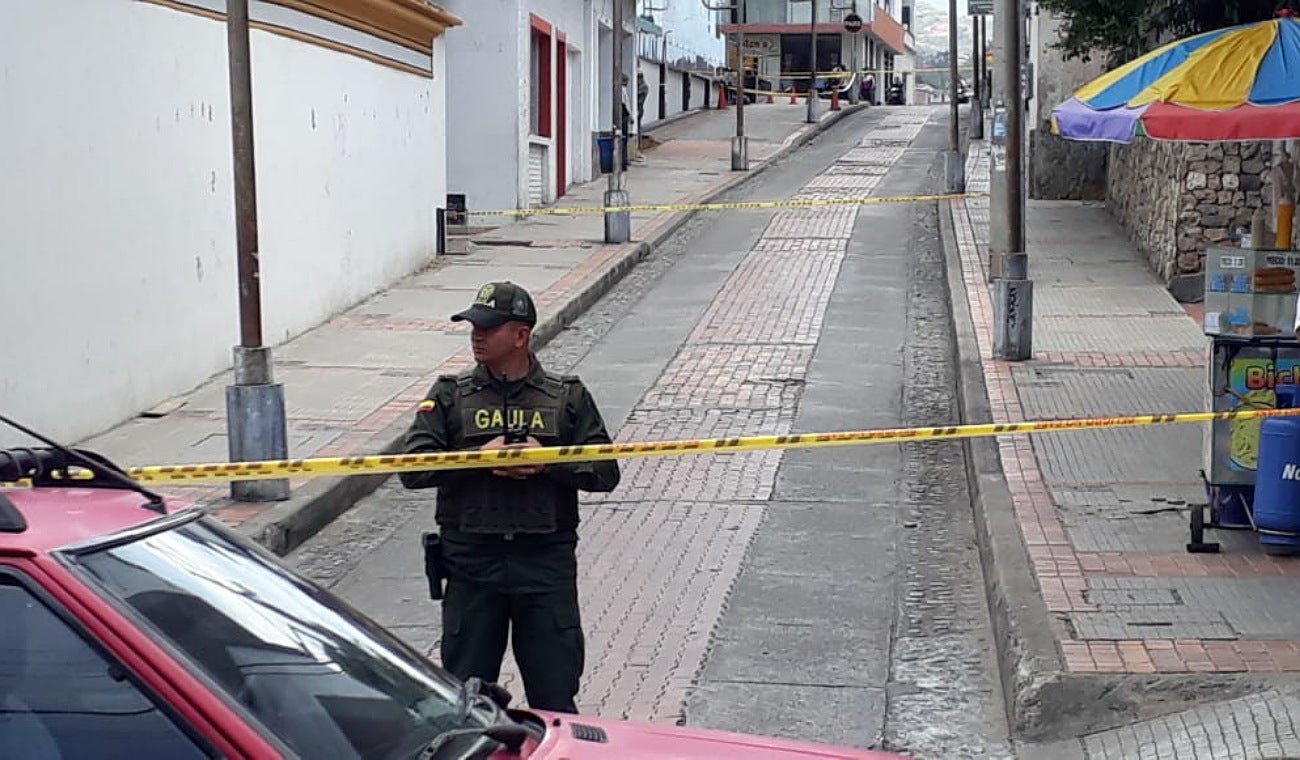 Inspección de paquete sospechoso