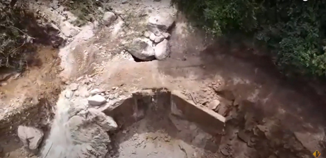 Las autoridades una vez más recomendaron utlizar vías alternas.