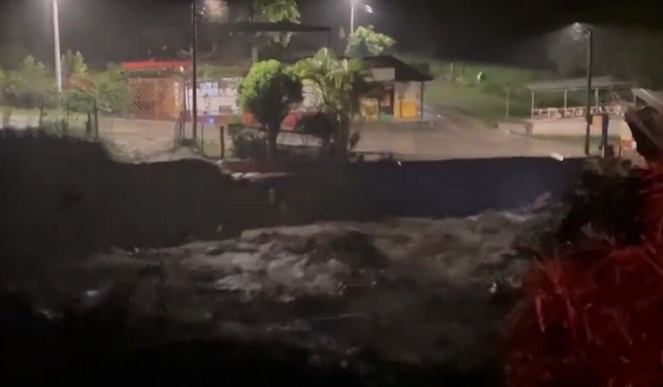 Seis municipios de Santander incomunicados por derrumbes