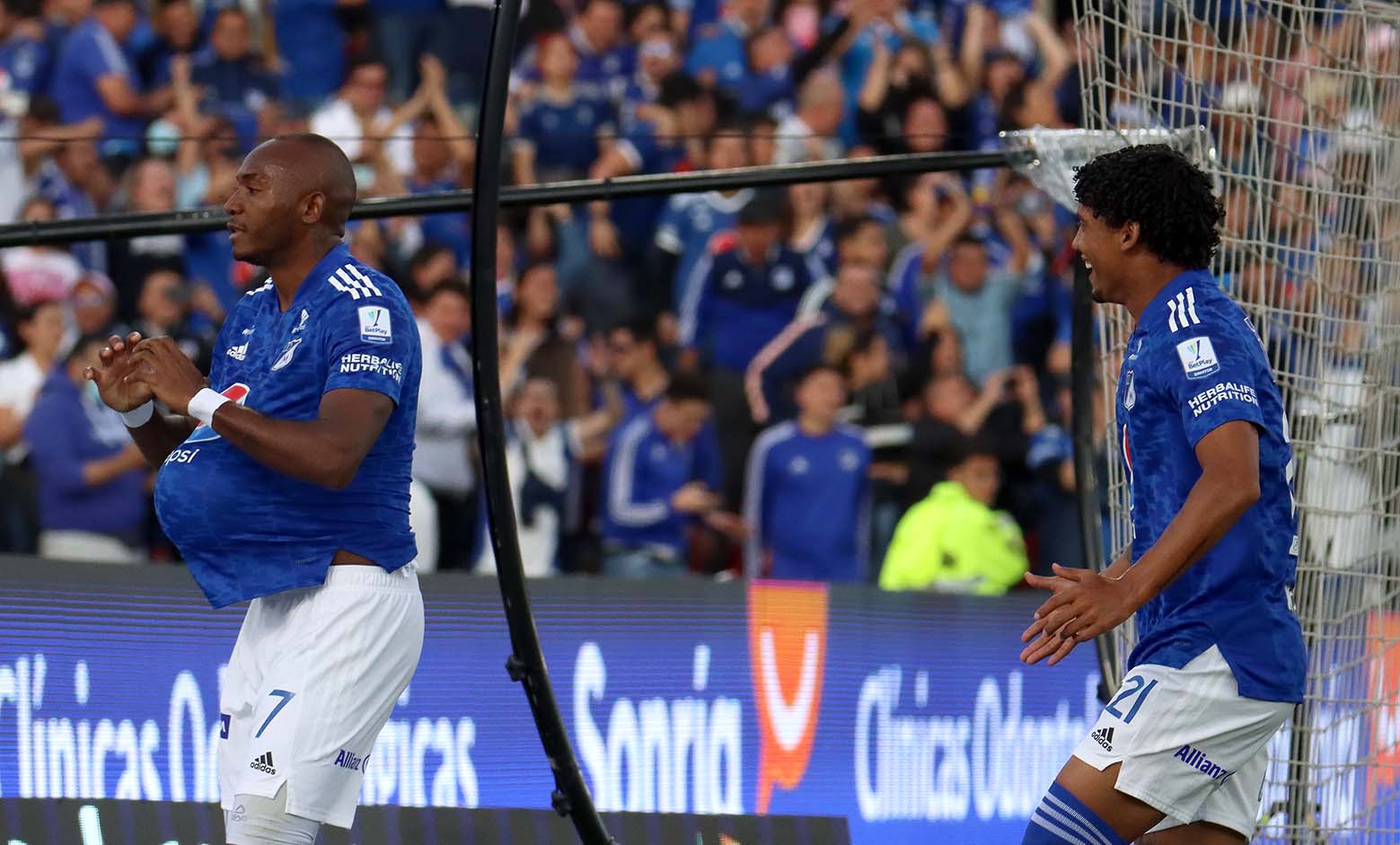 Millonarios derrotó a Bucaramanga y es líder del cuadrangular A