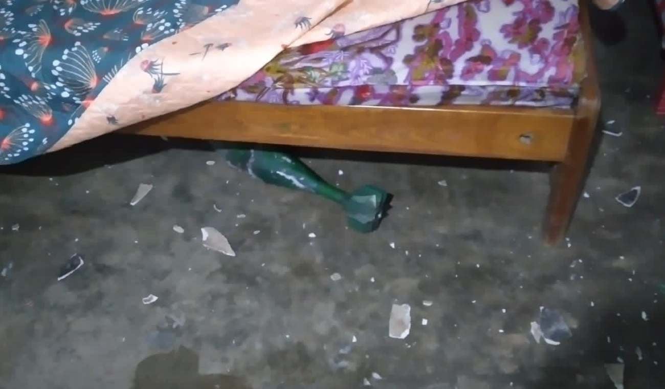 Explosivo debajo de cama