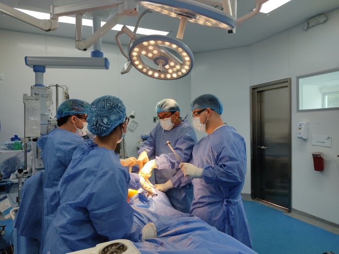 Más de 30 personas han recibido trasplante de corazón artificial.