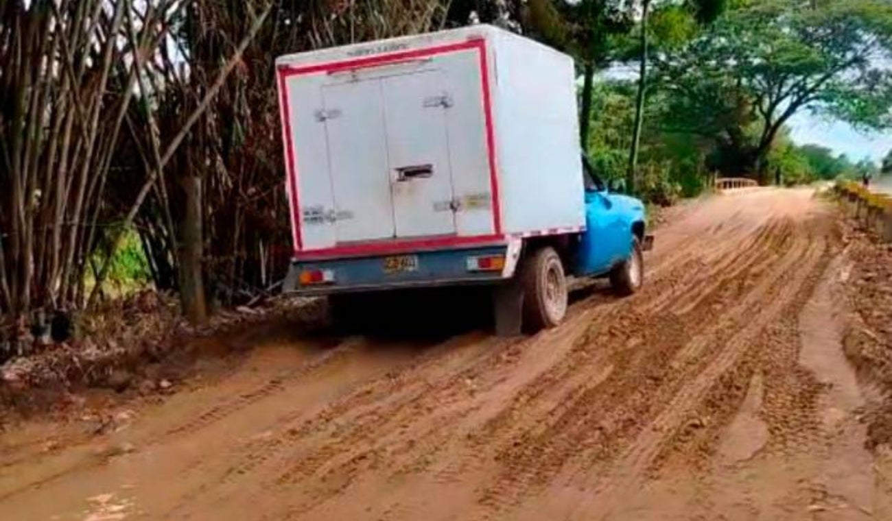 Protestas por mal estado de vía que comunica zonas rurales con Barrancabermeja