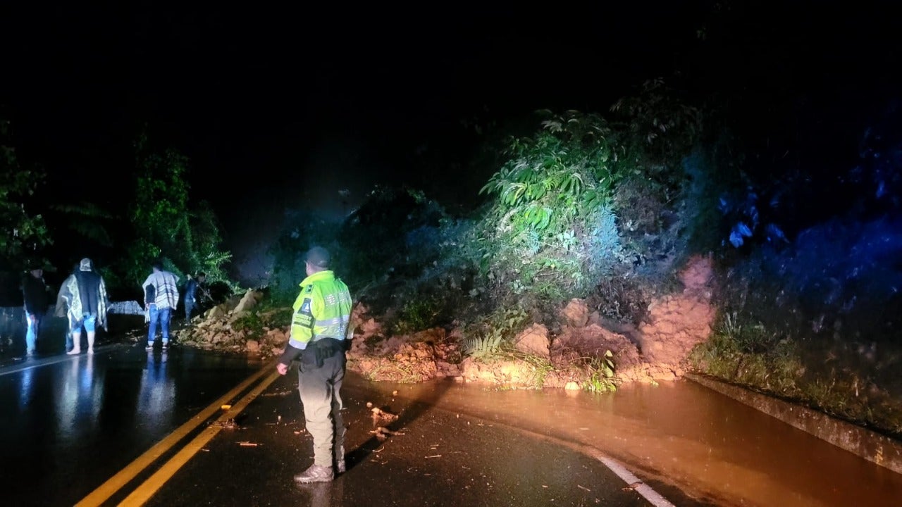 Vía Cerrada Bucaramanga -Cúcuta por derrumbes