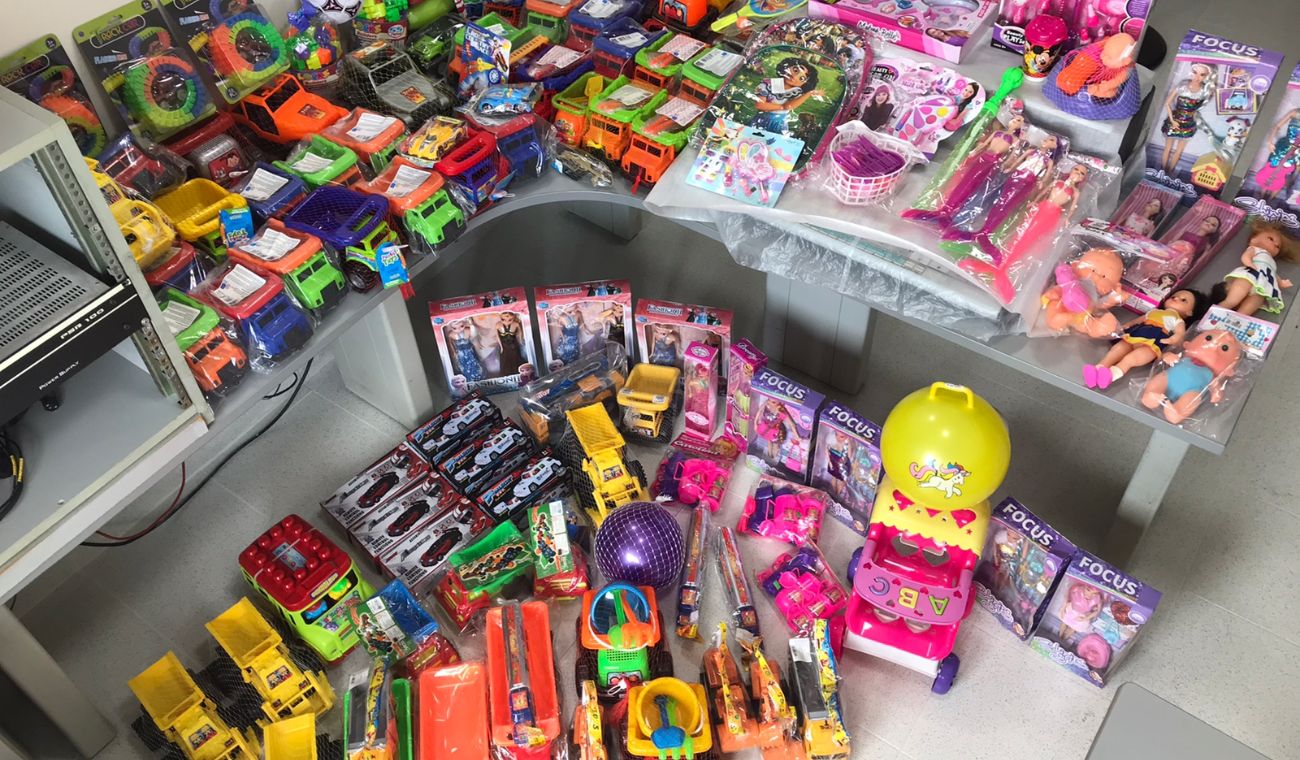 Entrega de regalos Radio Uno Bucaramanga