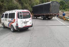 Bloqueo de vías en el Catatumbo