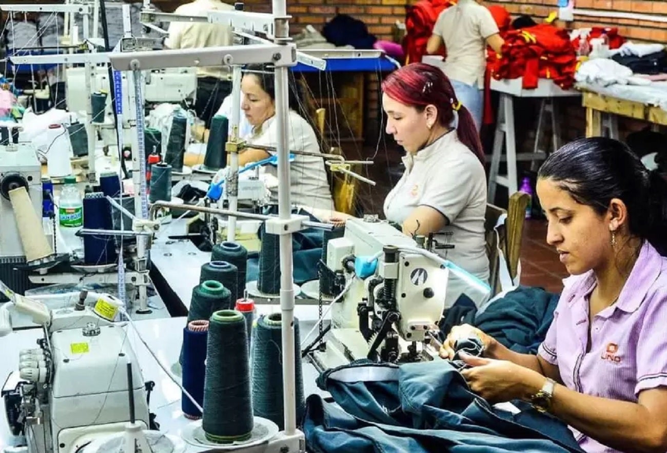 El retiro de personal, una de las principales causas.