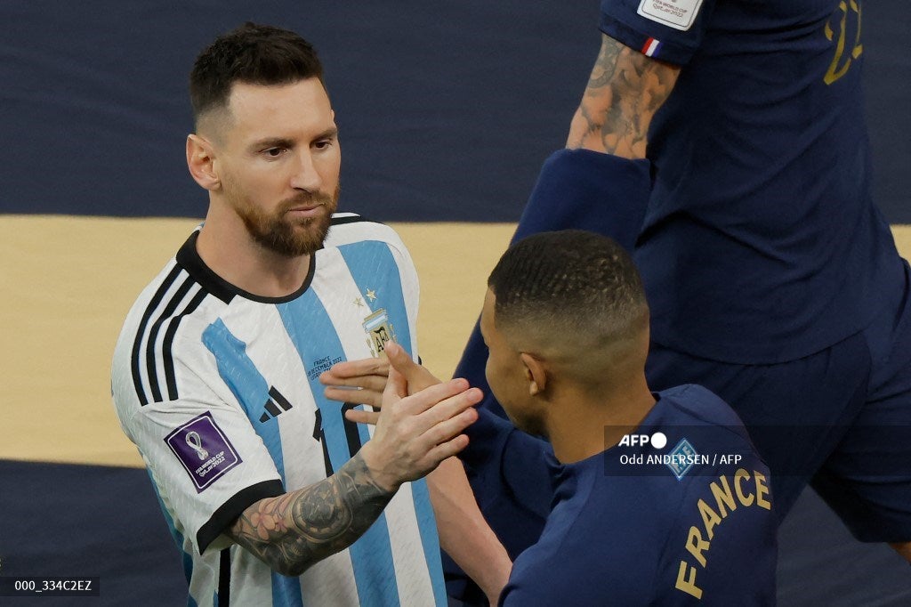 Messi y su frío encuentro con Mbappé antes de la final del mundial