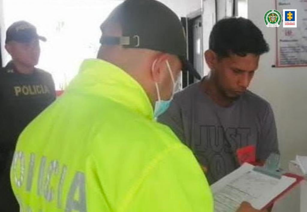 Junto con otras personas asesinó a un docente, a su esposa y sus dos hijos.