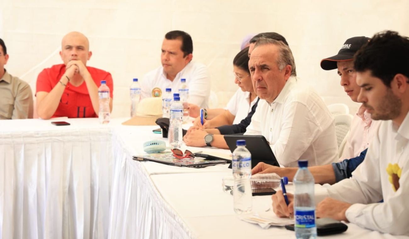 Ministro Guillermo Reyes en vía Curos-Málaga