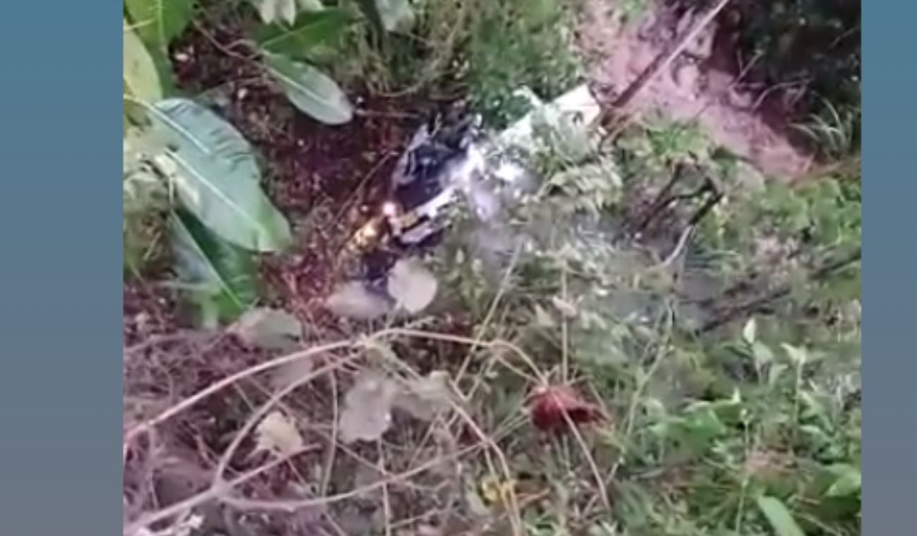 Policías cayeron a un abismo de 25 metros de altura