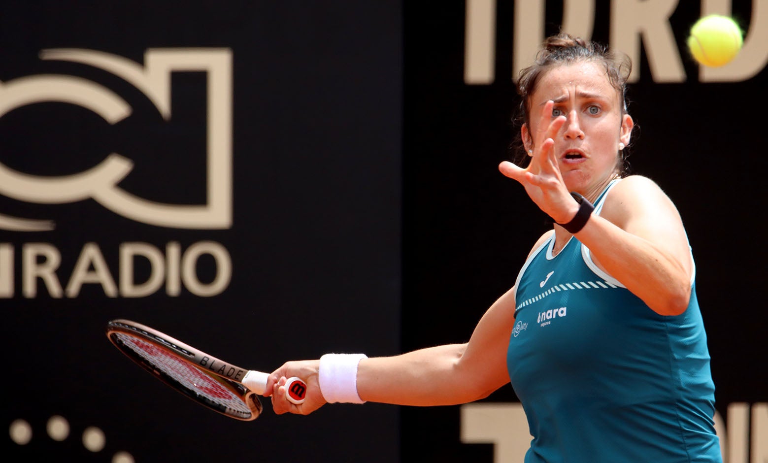 Emiliana Arango vs Sara Sorribes - Copa Colsanitas 2023