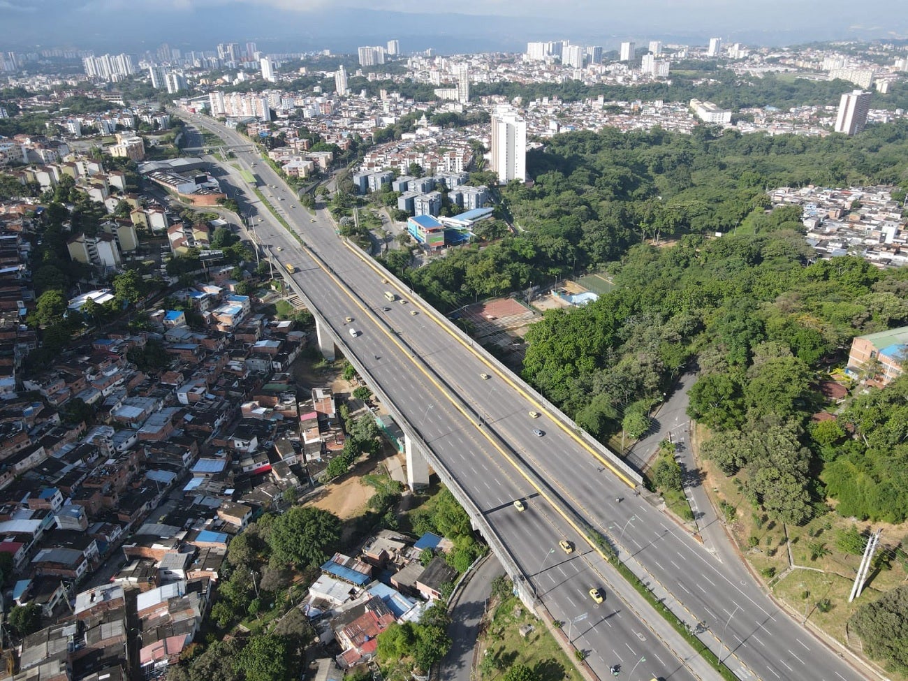 Disminuyeron las partículas contaminantes y el ruido.