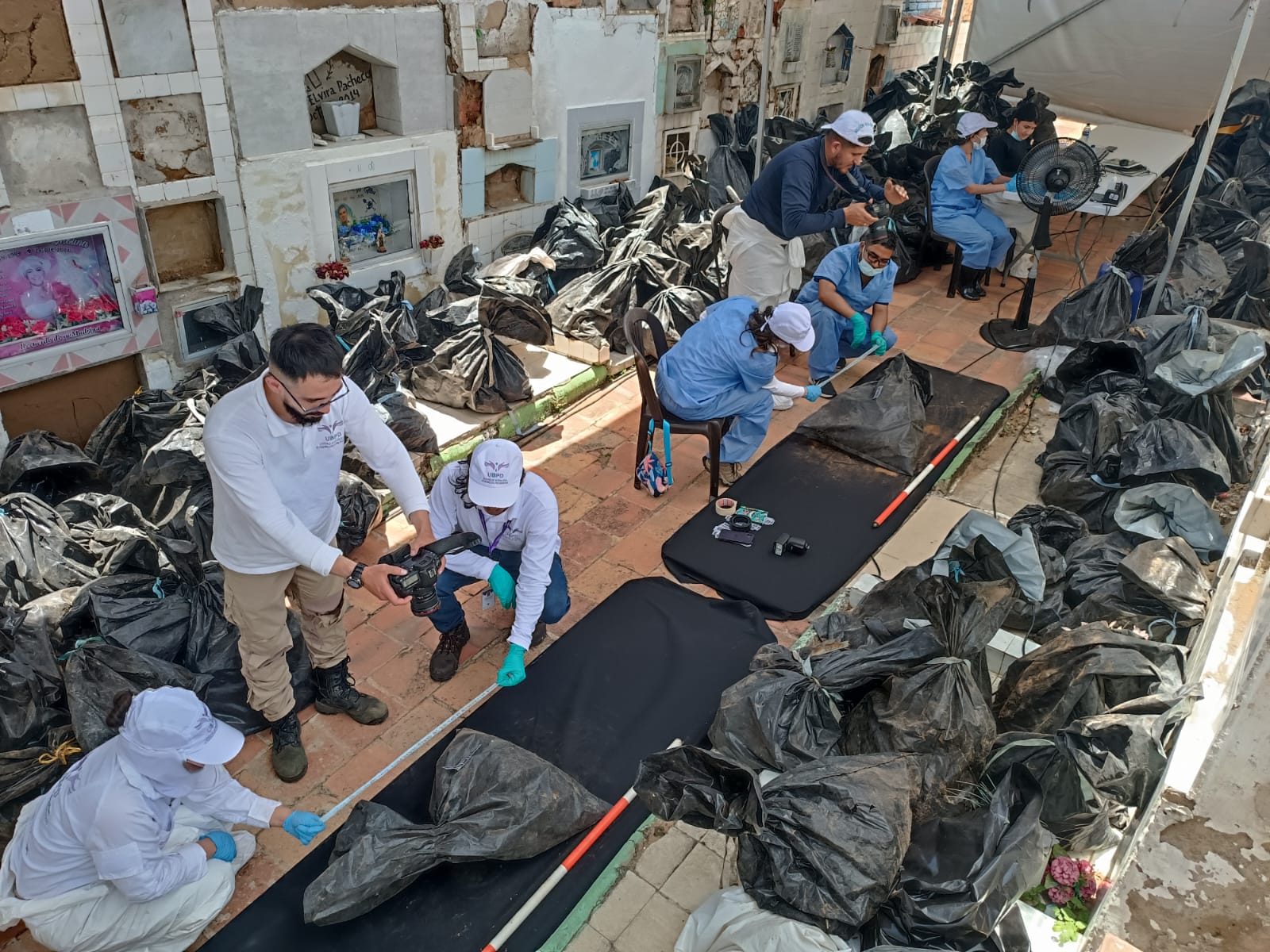 Proceso de exhumación de cuerpos en Cementerio de Cúcuta