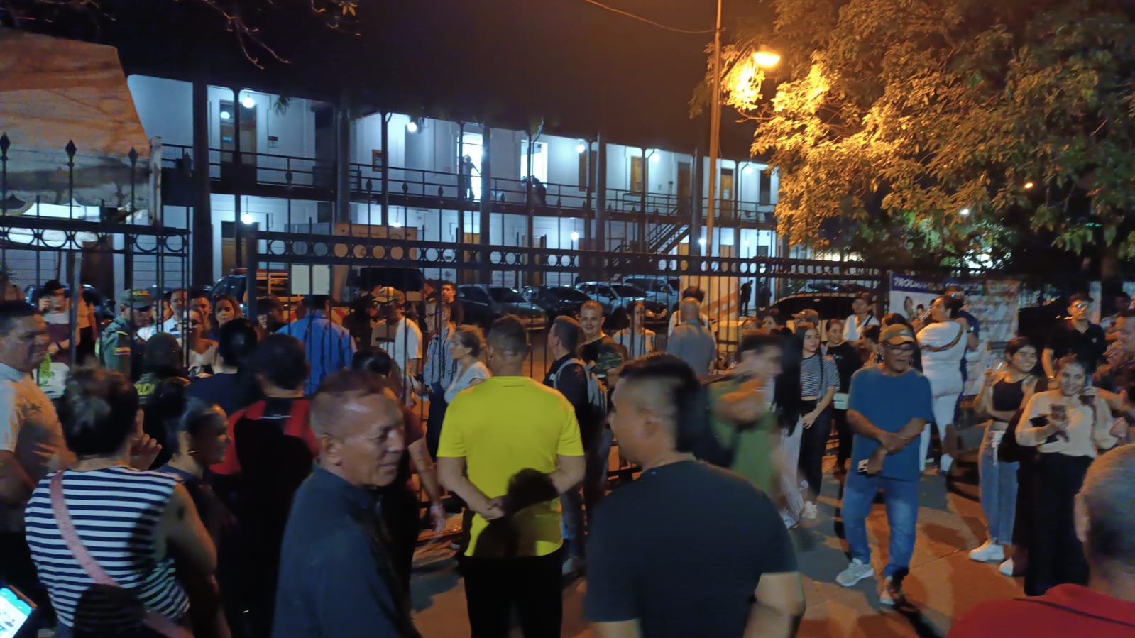 Protesta en Biblioteca Pública Julio Pérez Ferrero en Cúcuta