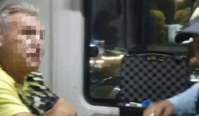 Rodrigo Romero Hernández en móvil de tránsito Bucaramanga