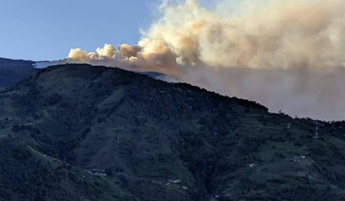 Incendio en corregimiento de Berlín , Municipio de Tona