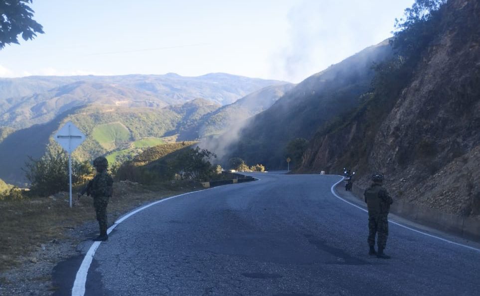 Vehículo incinerado en la vía Cúcuta-Ocaña