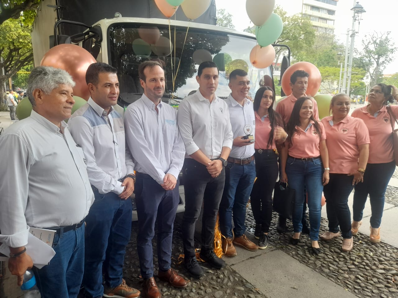 Entrega de vehículo de la ONU a comunidades campesina de Cúcuta