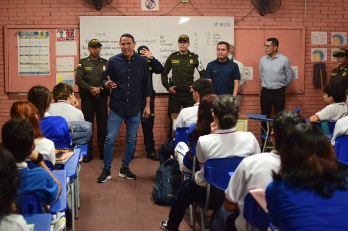Alcalde de Cúcuta en colegio Inem
