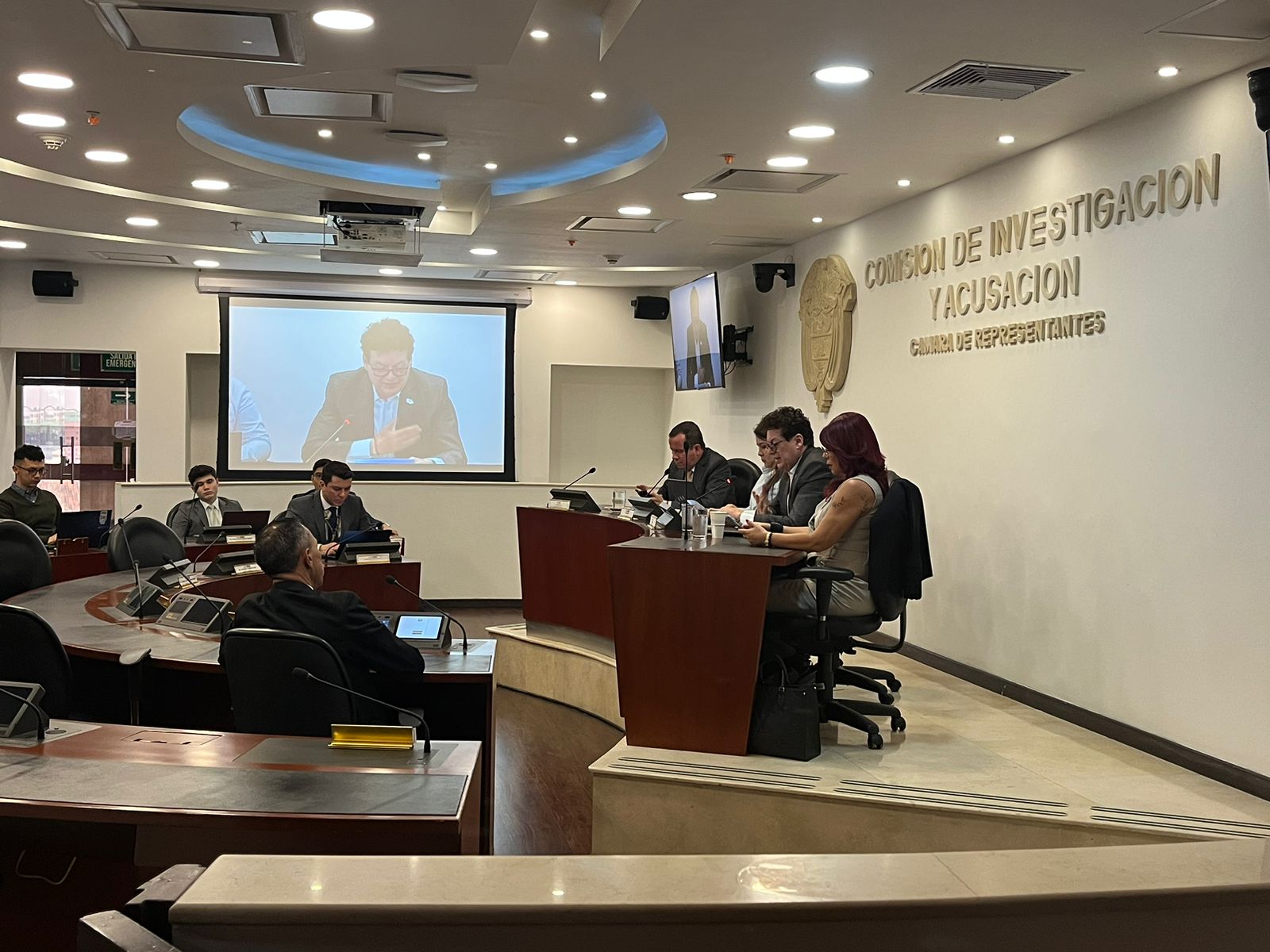 Comisión de Acusación de la Cámara.