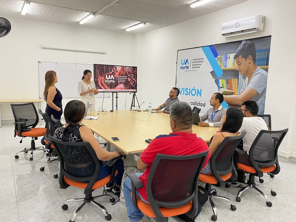 Jóvenes estudiantes en la UANorte en Cúcuta