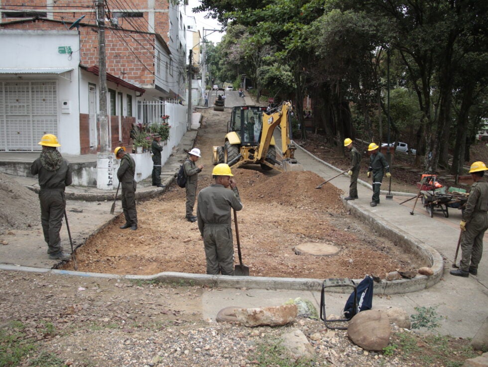 Habitantes del Norte de Bucaramanga protestan por demoras en obras de infraestructura.