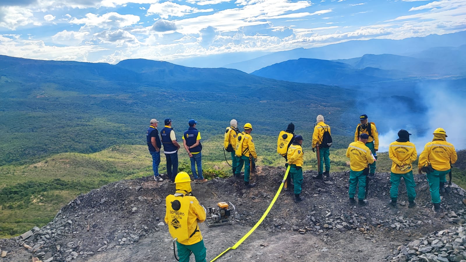 Autoridades controlan incendio en Cúcuta