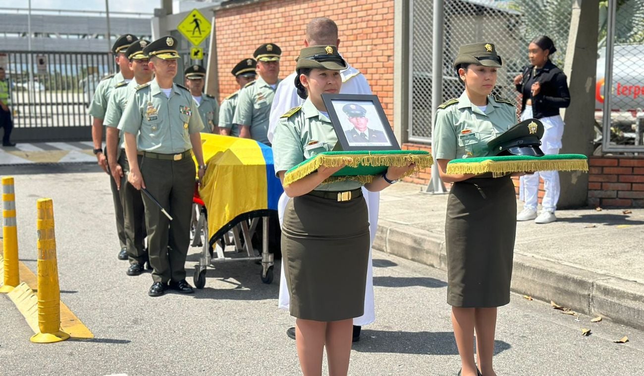 Homenaje al patrullero José Miguel Atehortúa