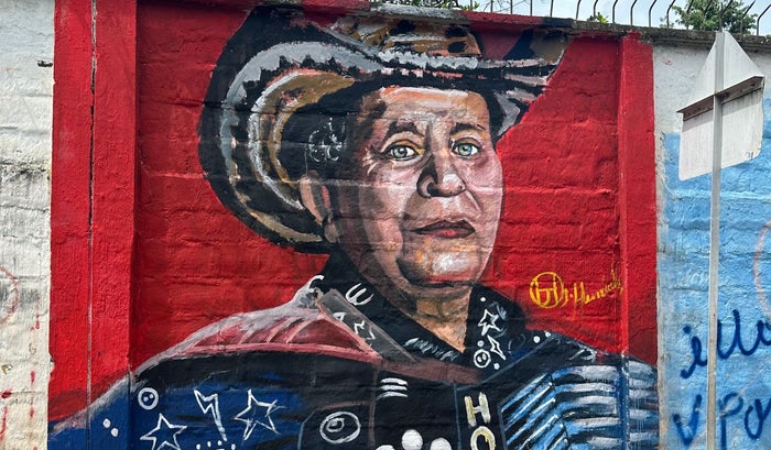 Mural en homenaje a Egidio Cuadrado en Bucaramanga