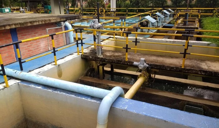 Tanques de almacenamiento de agua en San Gil
